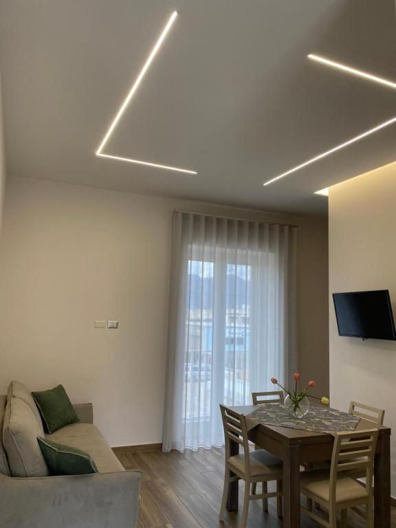 Villa Rose Apartments Sant'Egidio del Monte Albino Esterno foto